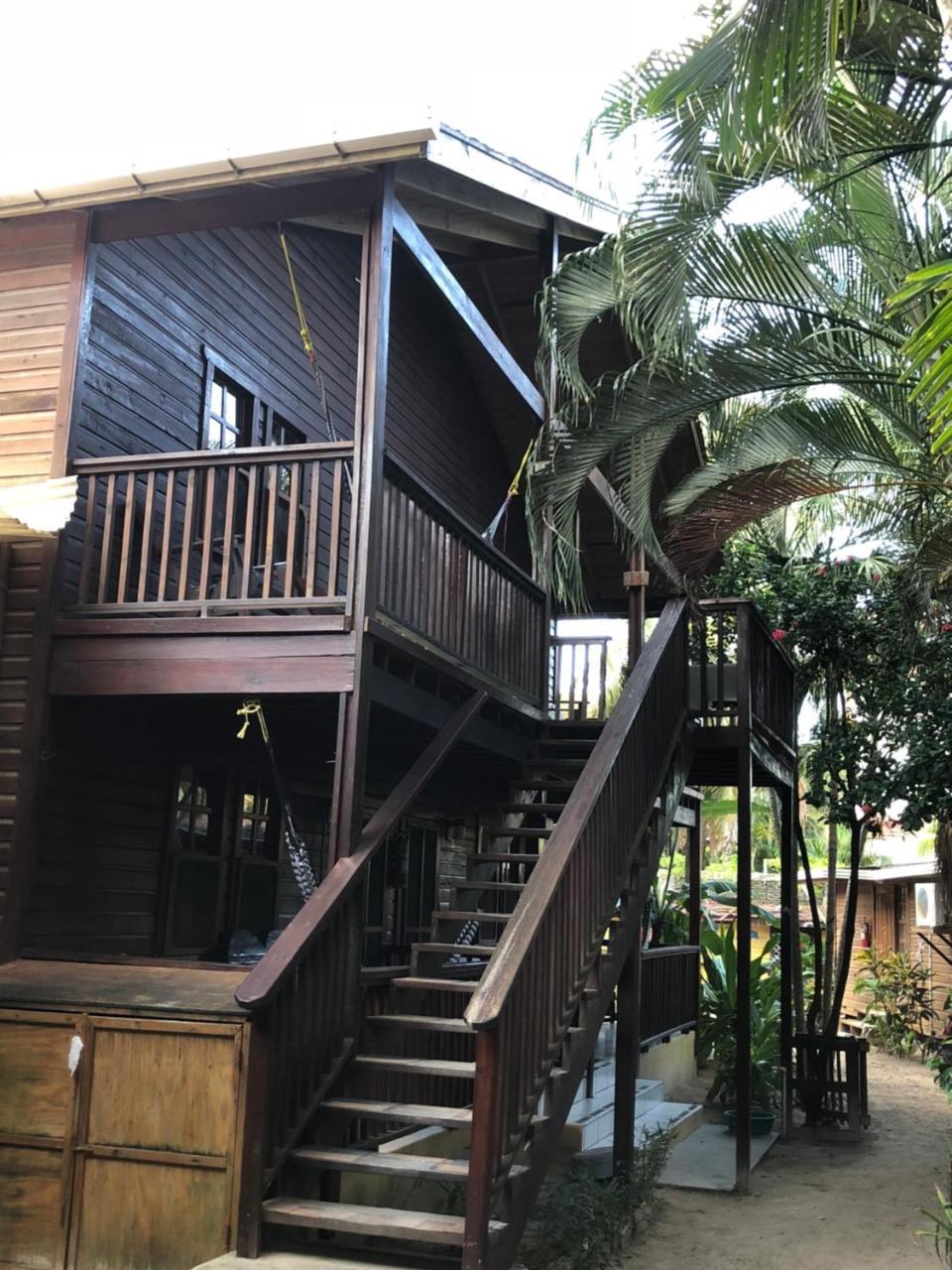 Bananarama Dive & Beach Resort West Bay Exterior foto